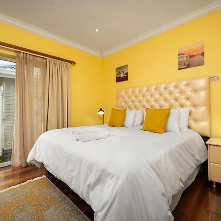 Africa Beach B&B Порт-Элизабет Экстерьер фото