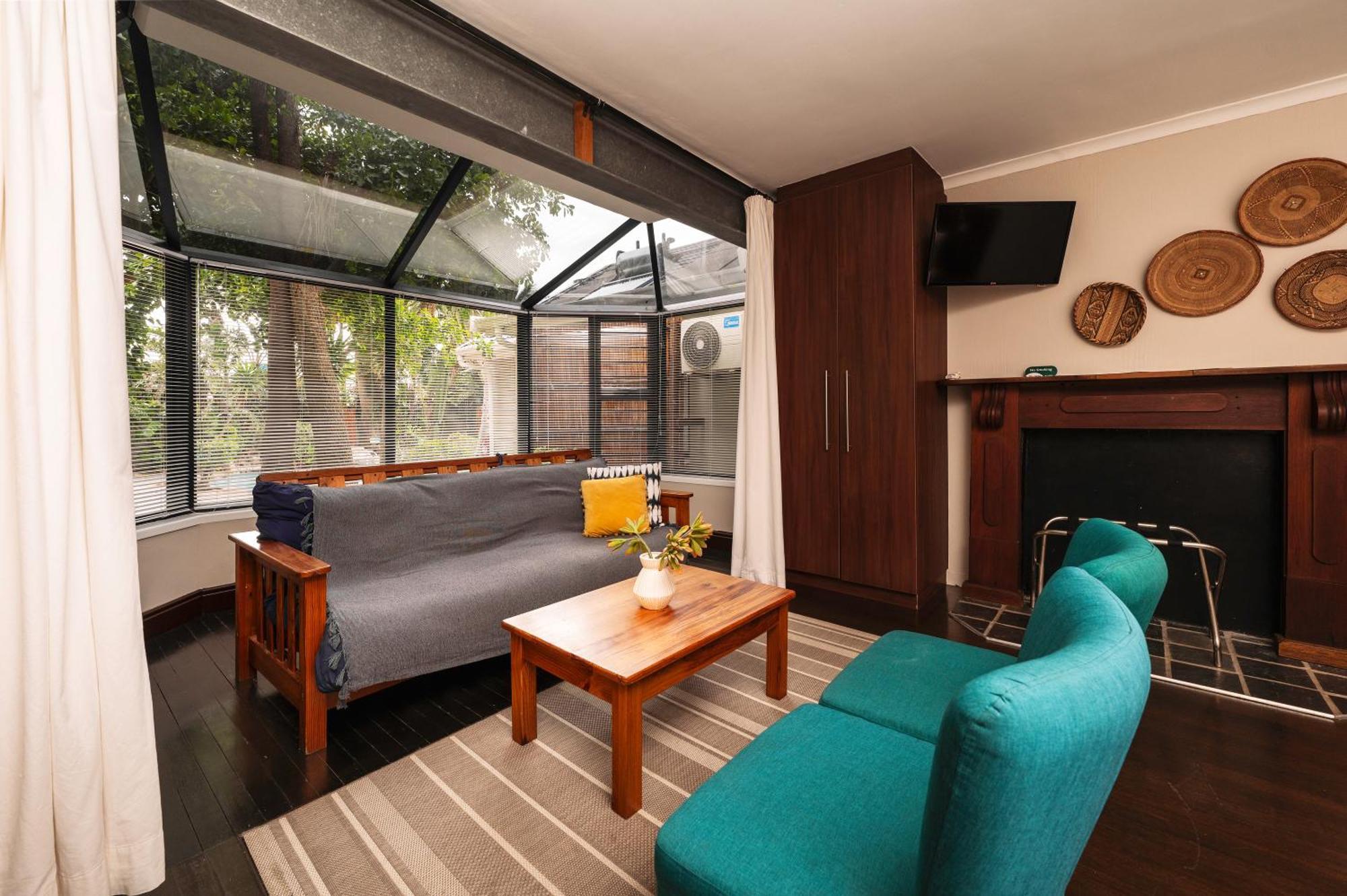 Africa Beach B&B Порт-Элизабет Экстерьер фото